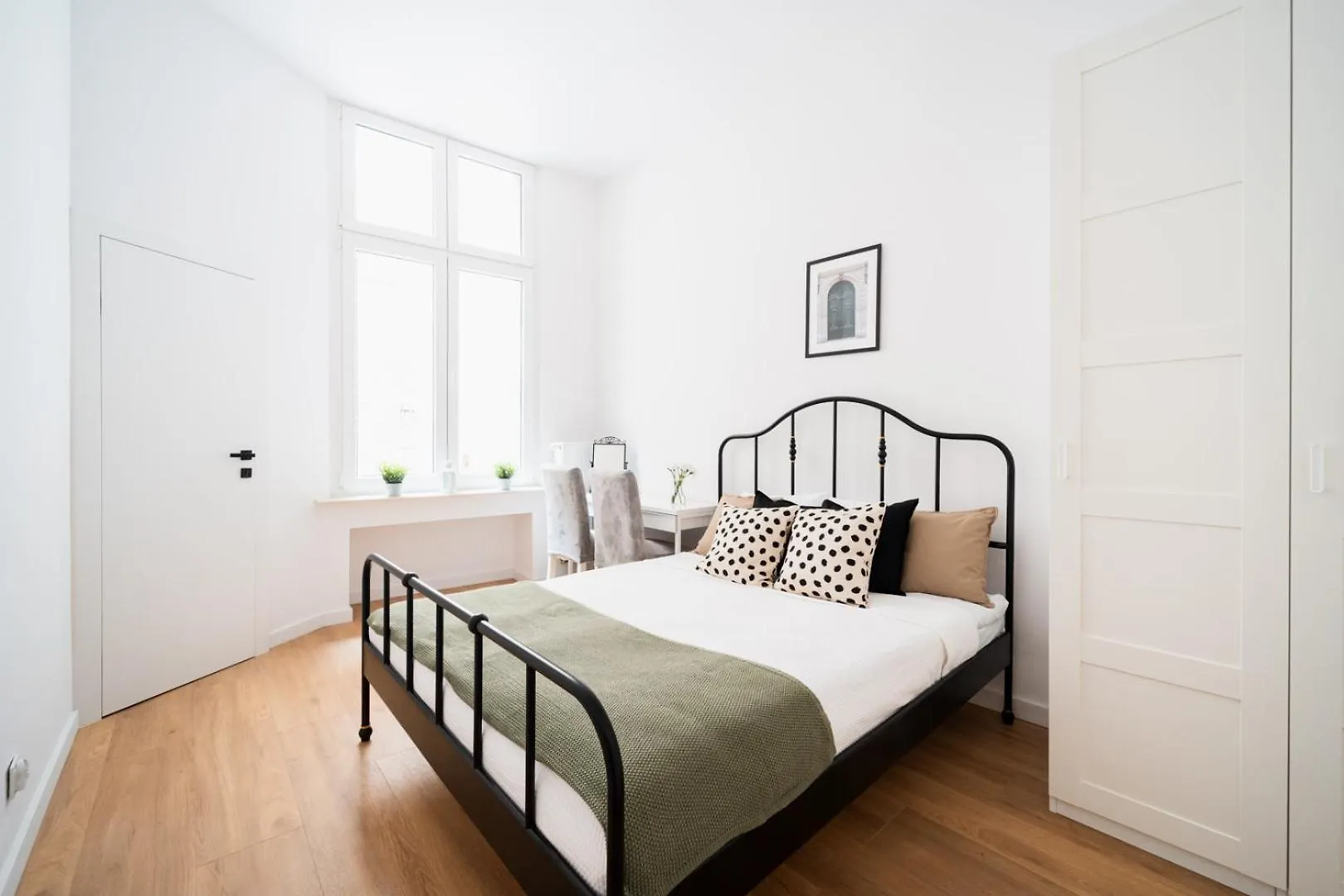 Apartment Big Apart Old Town - 3 Rooms - 10 People - Swidnicka Street Wroclaw